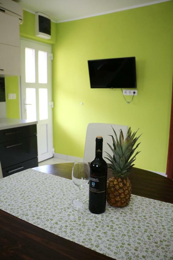 Apartment Mlacic Hvar Island Exterior photo